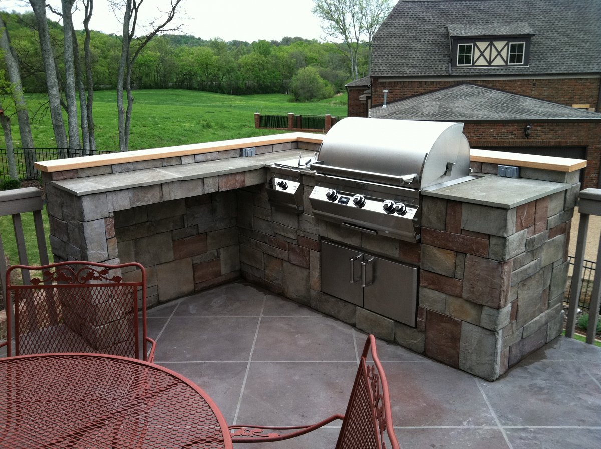 Outdoor Kitchens | Willow Branch Landscapes